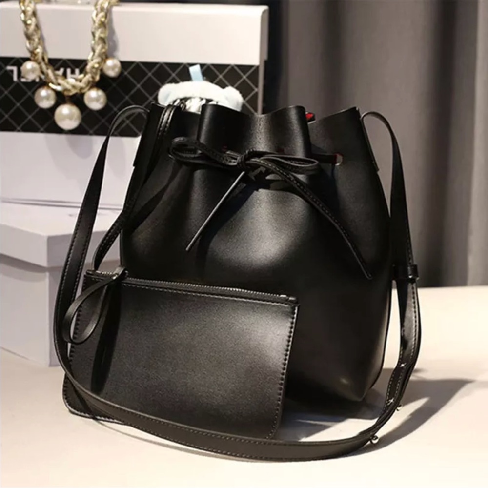 Tassel Shoulder handbag black